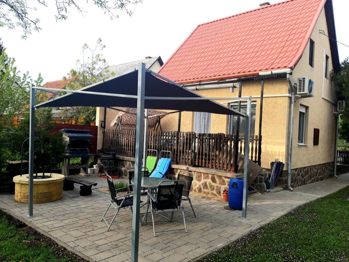 Arany Apartman Zsory Mezőkövesd Eksteriør bilde